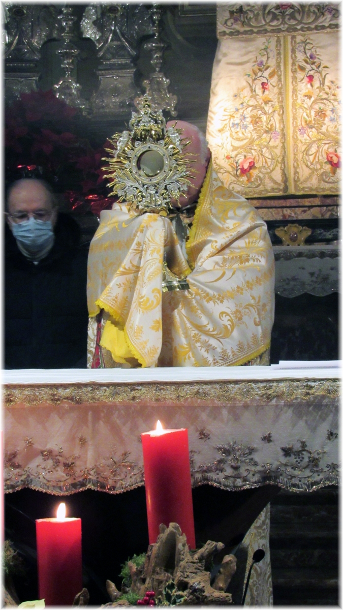 adorazione-eucaristica-2020-15